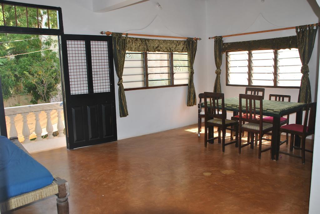 Shella White House Bed & Breakfast Lamu Exterior photo