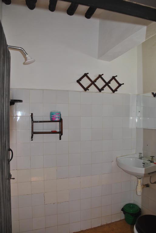 Shella White House Bed & Breakfast Lamu Exterior photo