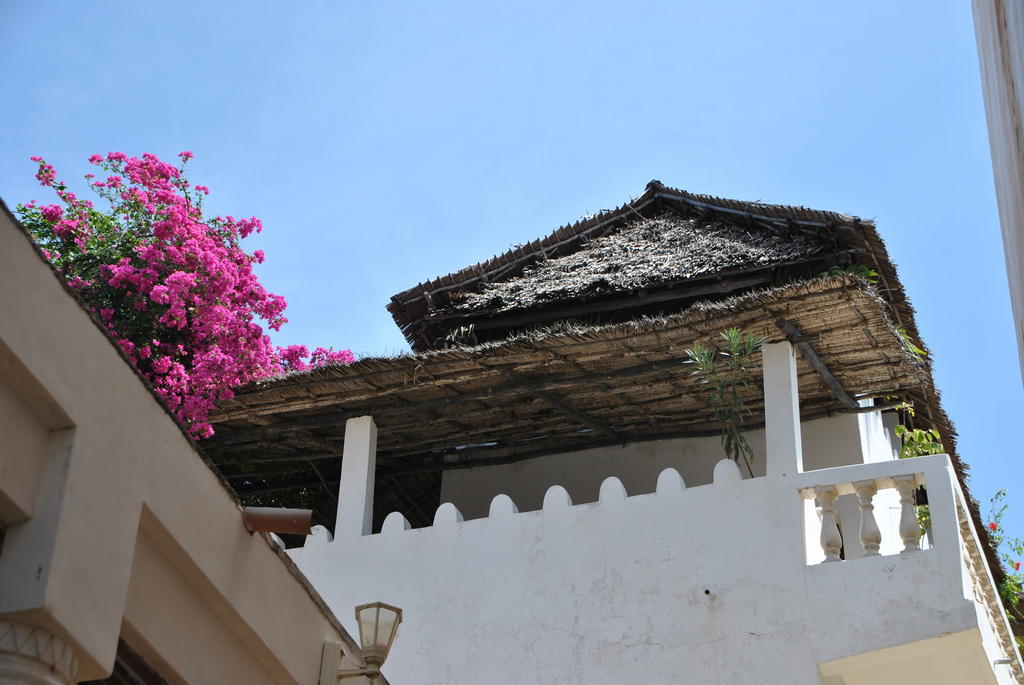Shella White House Bed & Breakfast Lamu Exterior photo