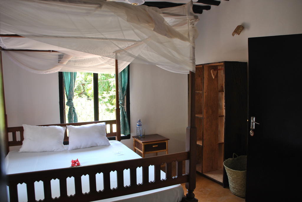 Shella White House Bed & Breakfast Lamu Exterior photo